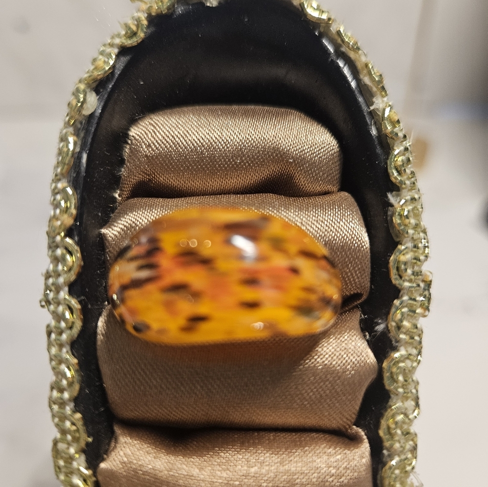 VINTAGE Glass ORANGE tortoiseshell Pattern Ring Sz 6.5